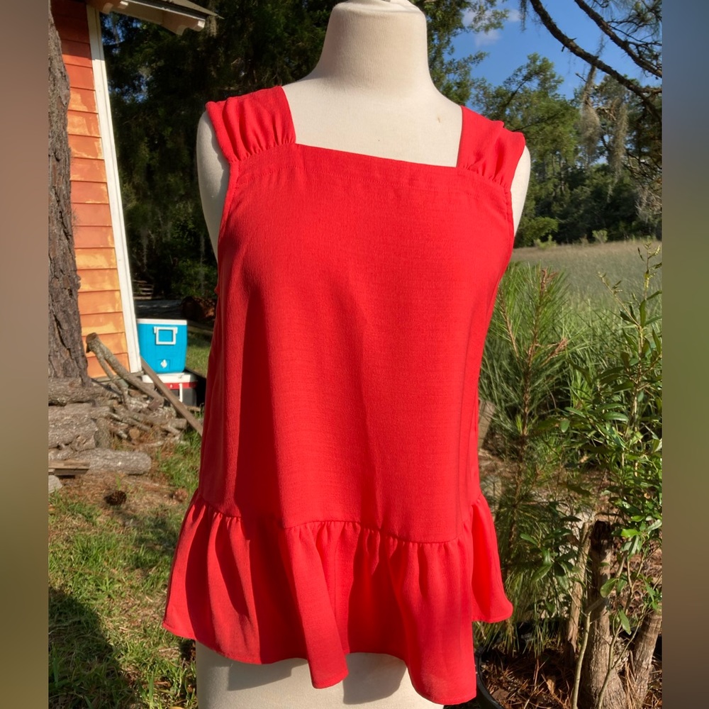 Loft Coral Sleeveless Blouse NWT Size Small